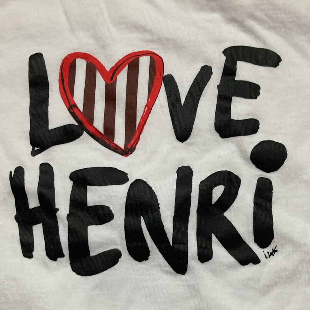 Henri Bendel Love Henri T-Shirt. Size M - Picture 3 of 6